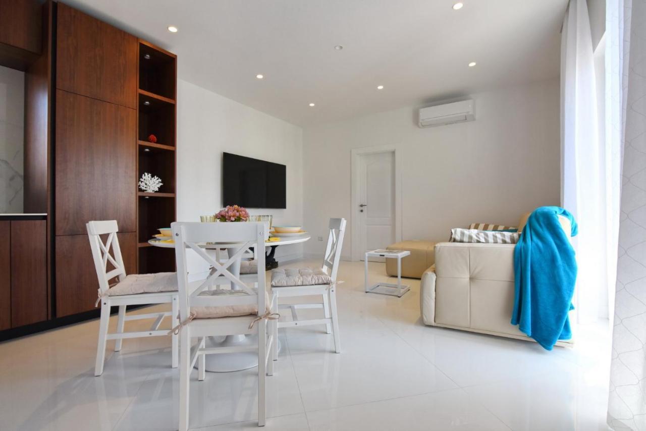 New!!! 2024 Marea Apartments With Xxl Sunny Terrace 포레치 외부 사진