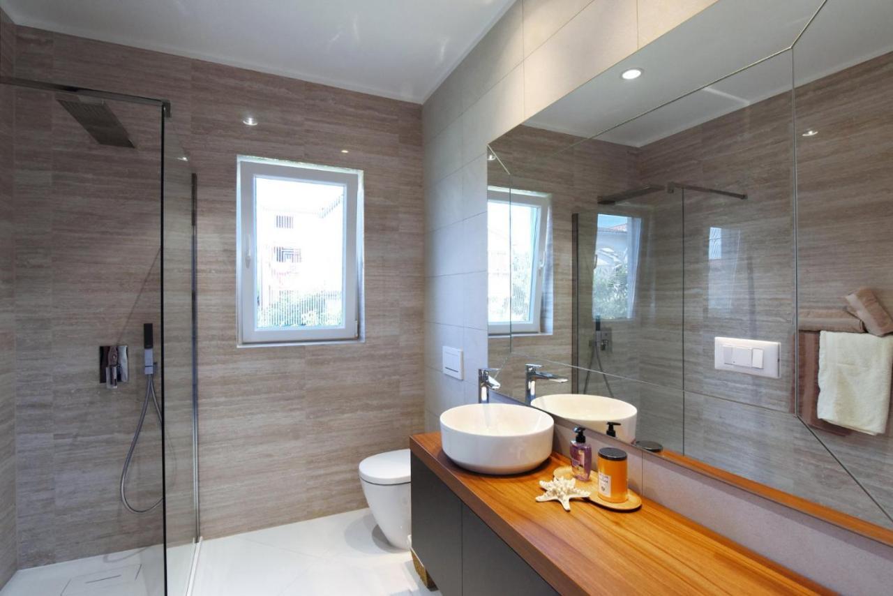 New!!! 2024 Marea Apartments With Xxl Sunny Terrace 포레치 외부 사진